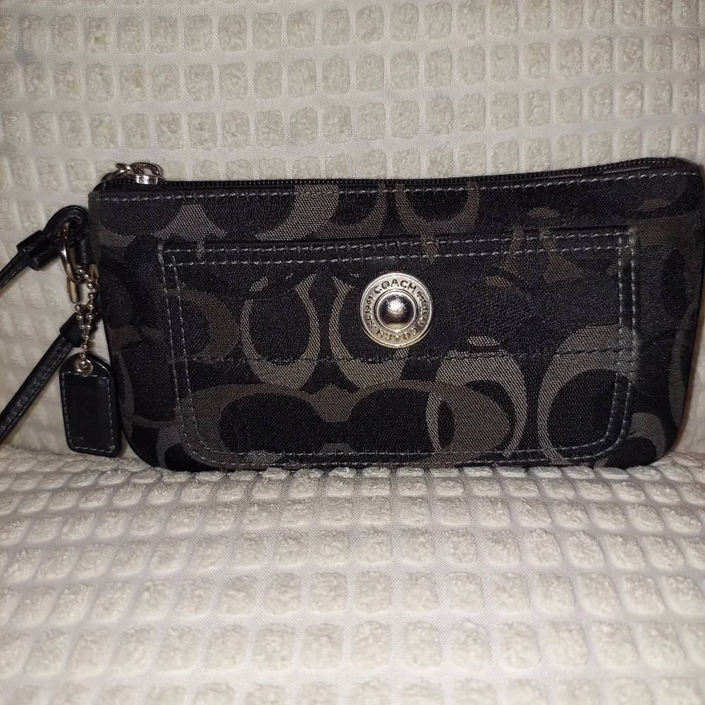 Coach Signature Black & Grey Large Wrislet - Picture 3 of 12